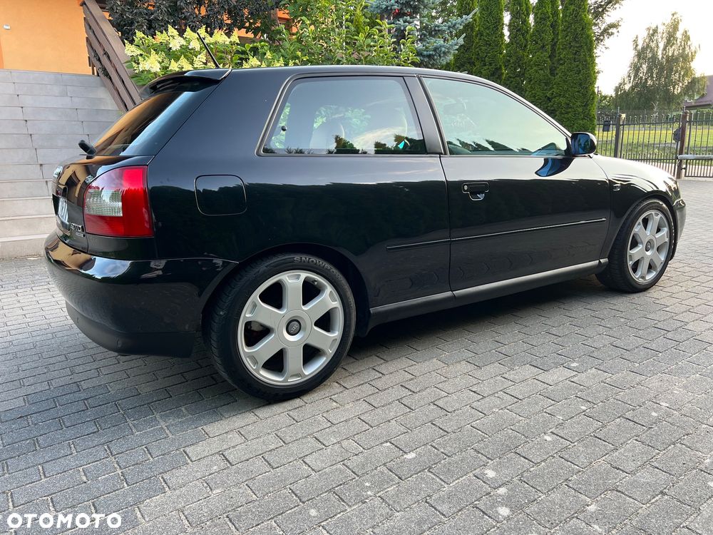 Audi A3 3-drzwiowe 1.9 TDI Quattro Ambition - 3
