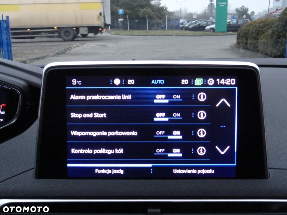 Peugeot 3008 1.5 BlueHDi Allure S&S - 17