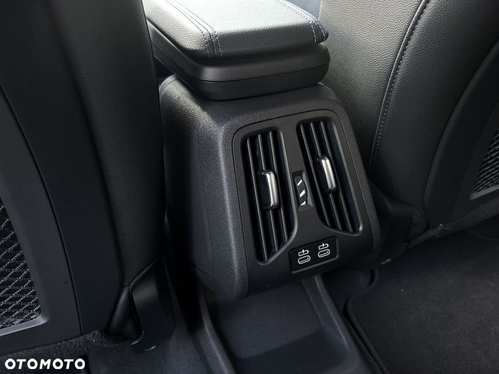 BMW X1 sDrive18i - 22
