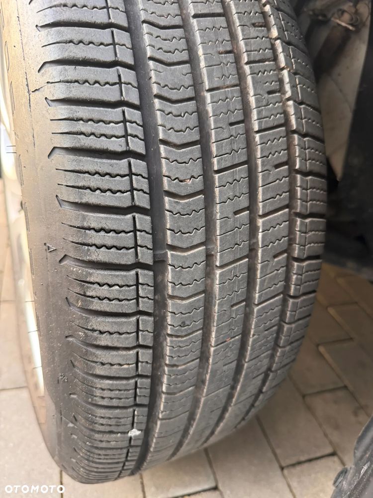 Citroën C4 Cactus 1.2 PureTech Feel S&S - 32