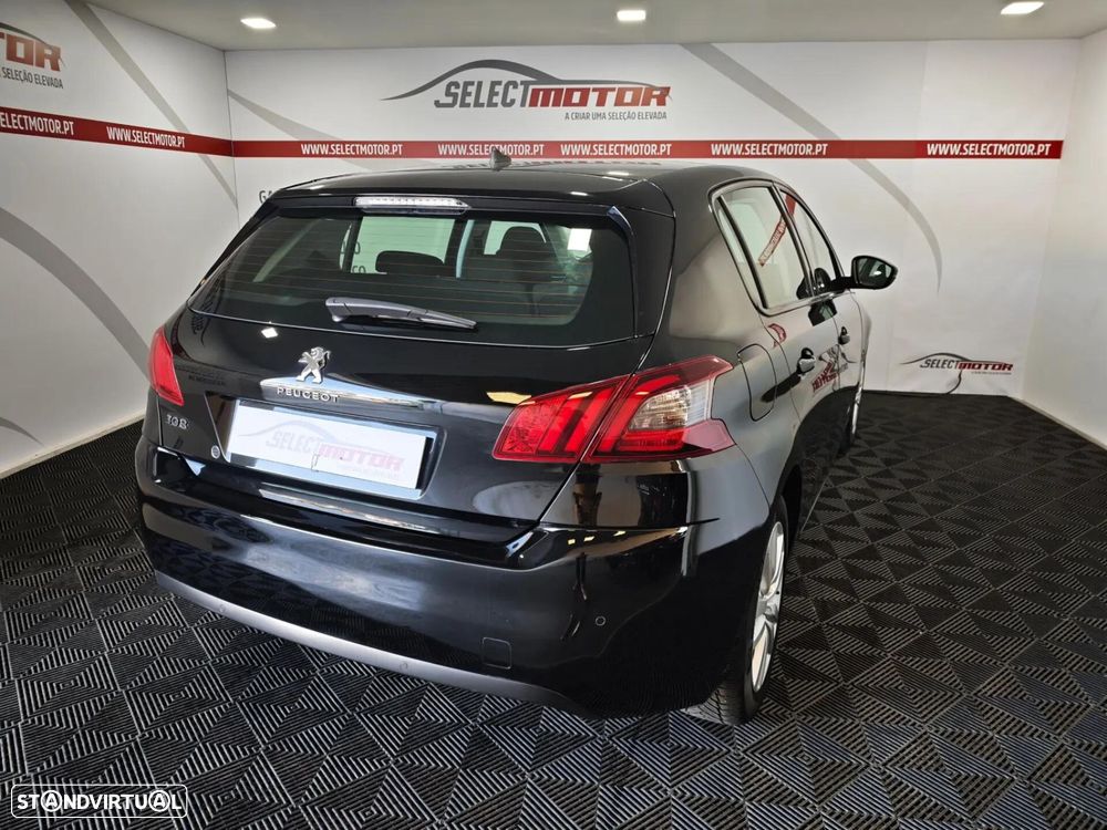 Peugeot 308 1.2 PureTech Style - 4