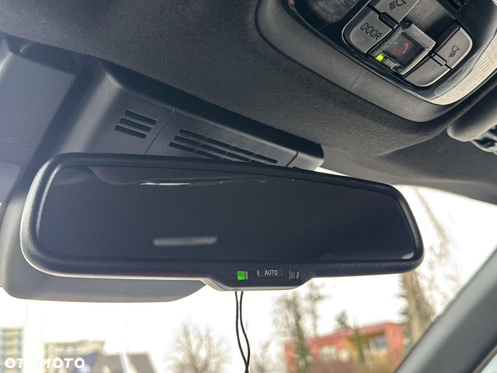 Toyota Yaris Cross Hybrid 1.5 Style - 28