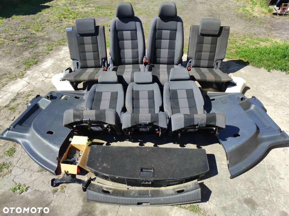fotel przód x2 + fotel drugi rząd x3 + fotel trzeci rząd x2 plus mocowania boczki kpl. 7 osób do Vw Touran I 03-10r , komplet z foto - 1