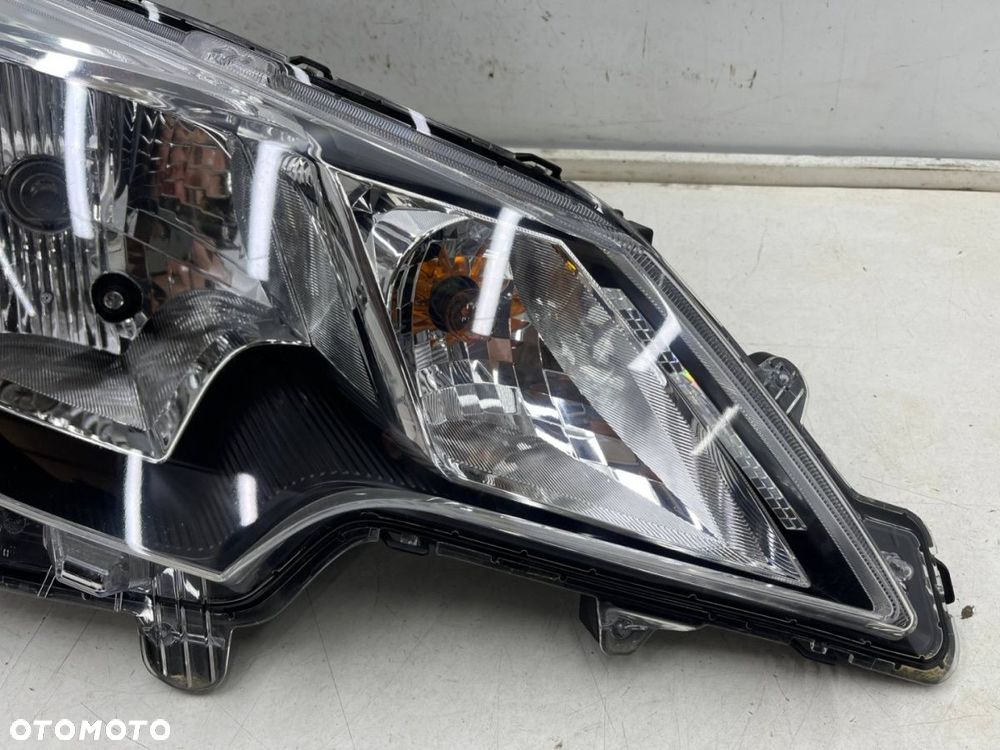 Lampa reflektor Mitsubishi Space Star LIFT 19-24r. prawa przednia ORYGINALNA Europa prawy przód - 6