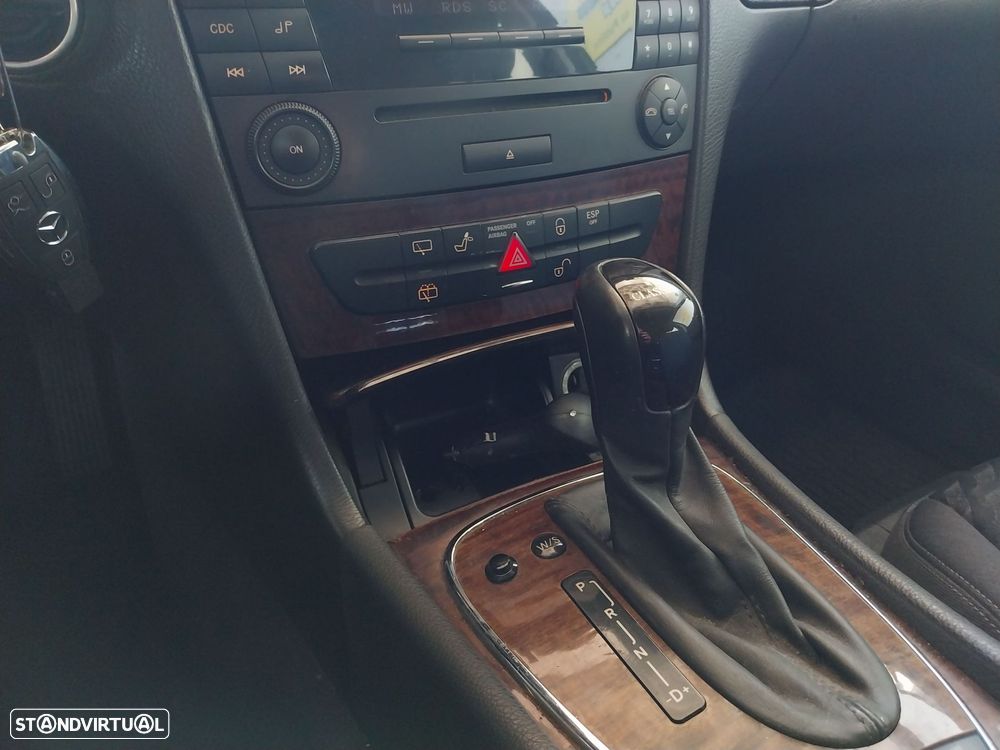 Mercedes-Benz E 220 CDI Auto Avantgarde - 7