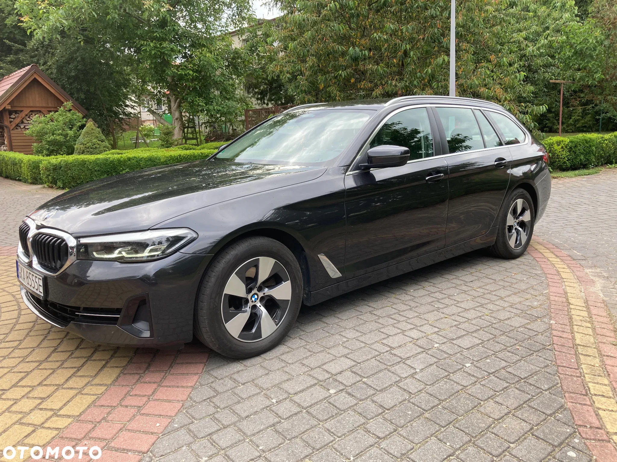 BMW Seria 5 520d Touring - 2