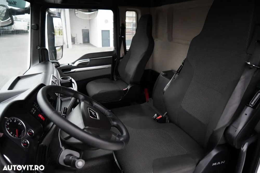MAN TGS 41.460 / 8X8 / ​​​​BASCULĂ SPATE / KH KIPPER / MANUALĂ / NAVI / EURO 6 - 29
