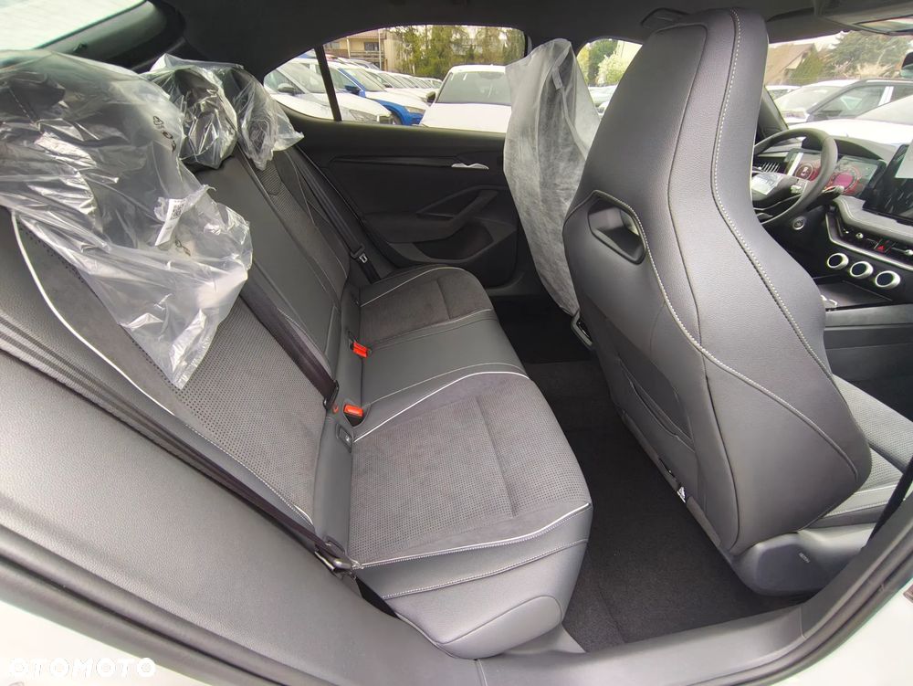 Skoda Superb 2.0 TSI Sportline DSG - 2