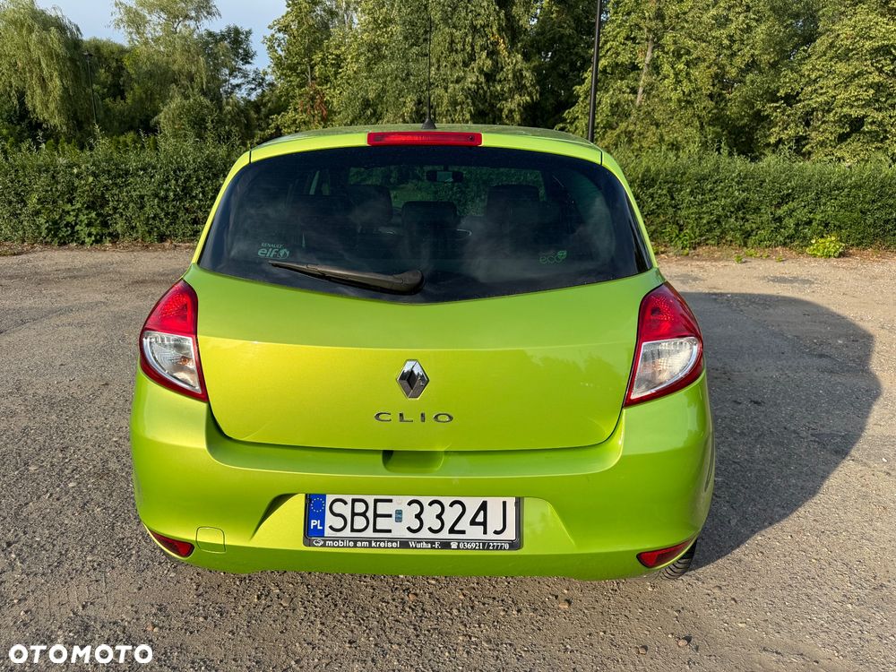 Renault Clio 1.2 TCE Authentique - 17