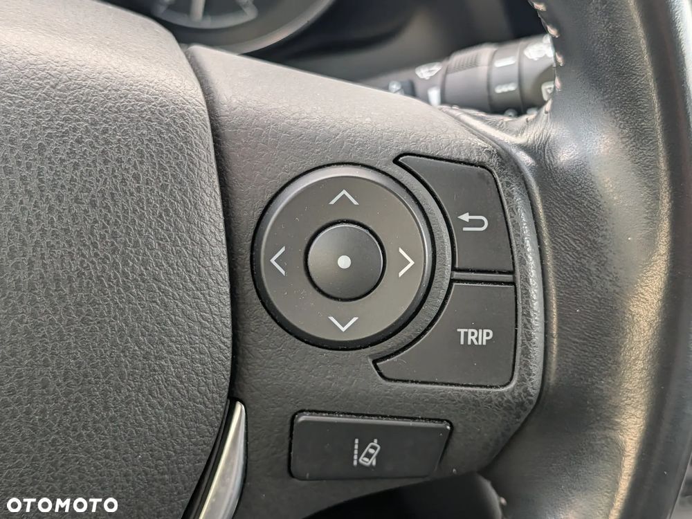 Toyota Auris 1.6 Comfort - 16