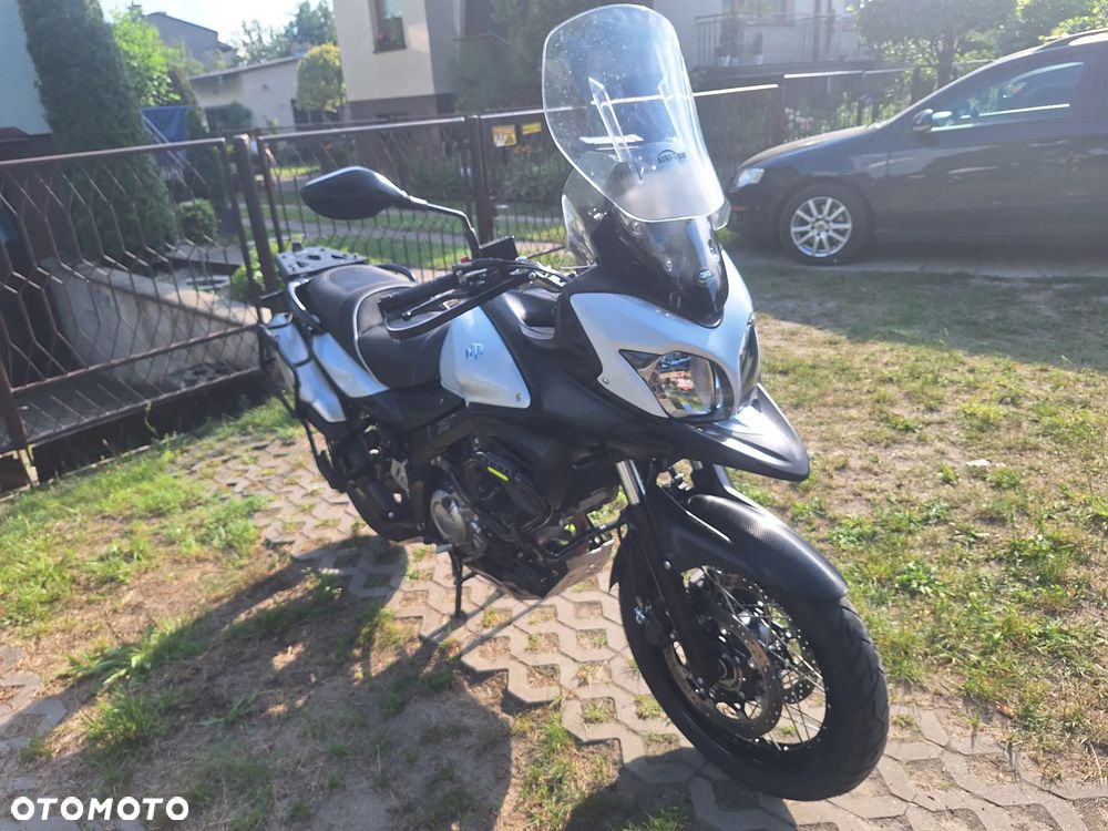 Suzuki V-STROM - 4