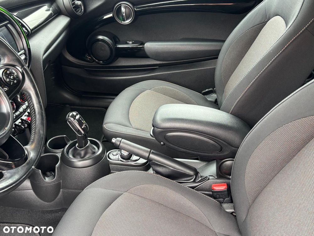 MINI ONE Standard - 27