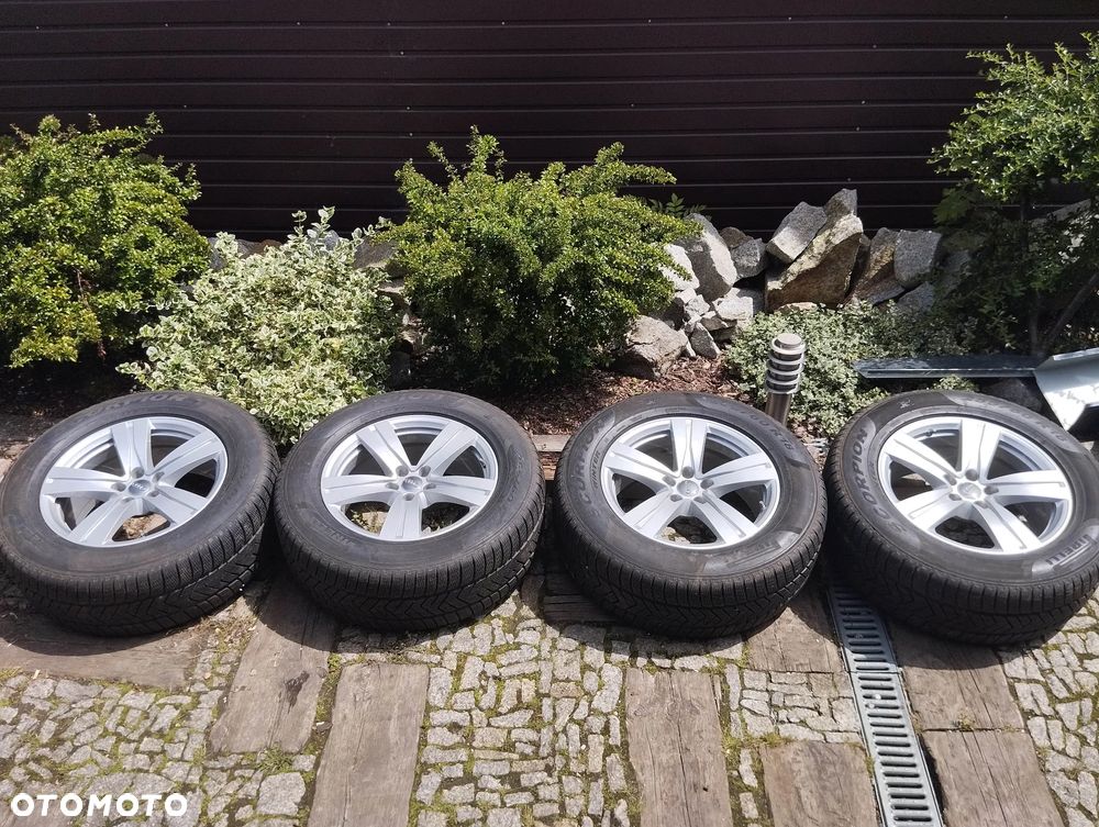 KOŁA ZIMOWE AUDI Q7 5X112 18 255 60 AO 4M - 2