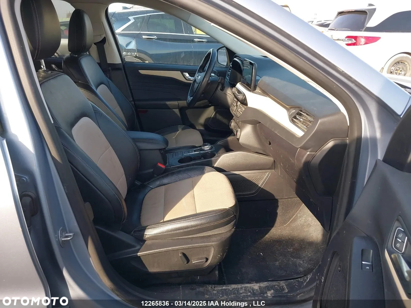 Ford Escape - 11