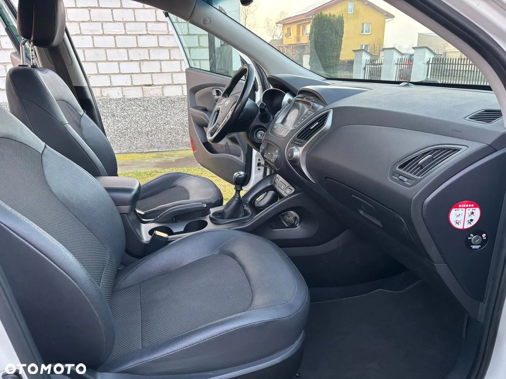 Hyundai ix35 - 16