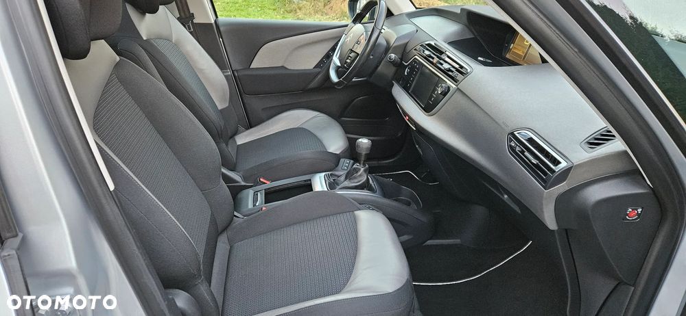 Citroën C4 Picasso 1.6 e-HDi Exclusive - 18