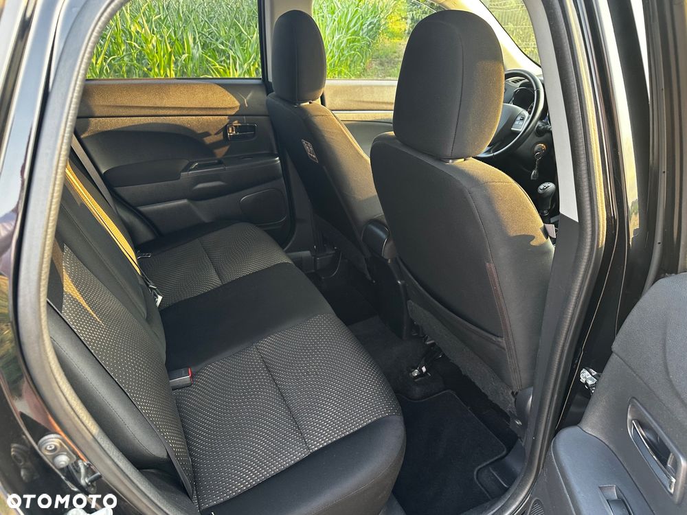 Mitsubishi ASX - 15