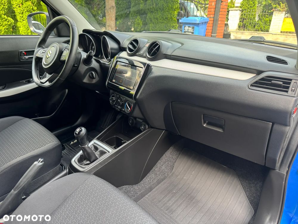 Suzuki Swift 1.2 SHVS Premium Plus - 18