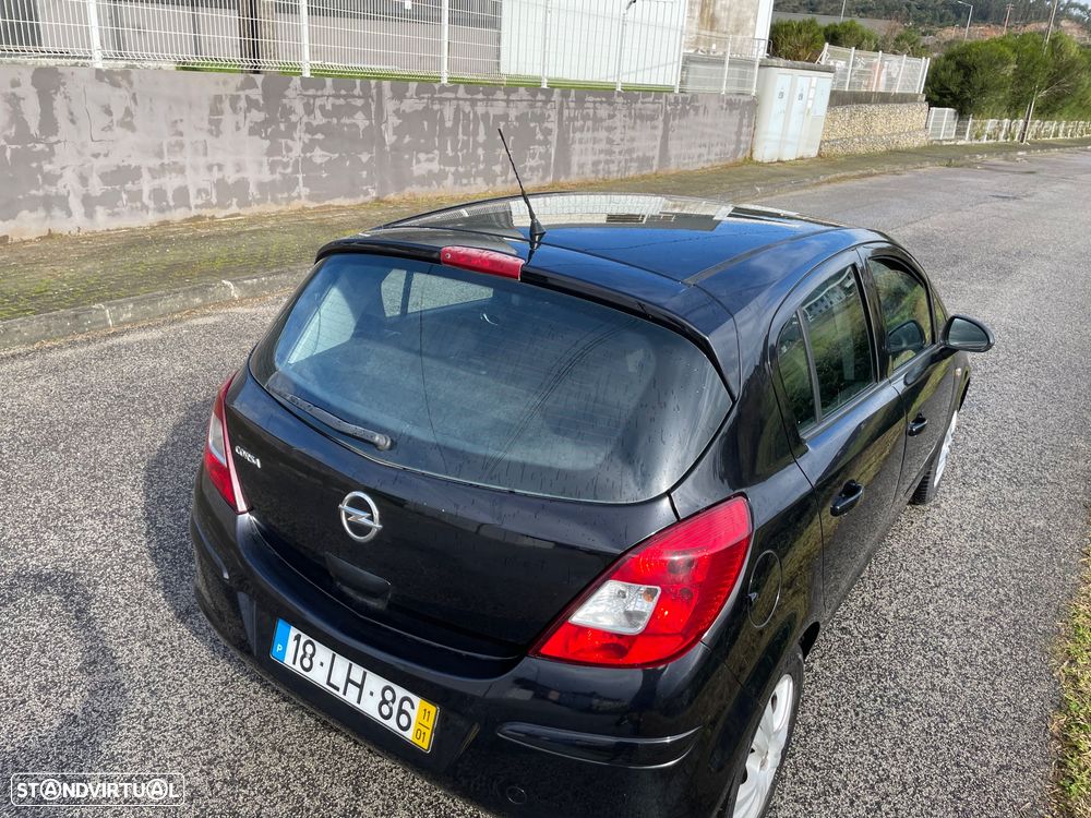 Opel Corsa ver-1-2-cosmo - 5