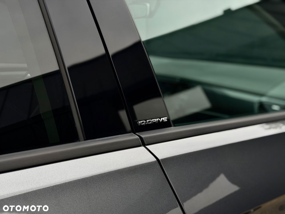 Volkswagen T-Roc 1.5 TSI ACT OPF IQ.DRIVE - 5