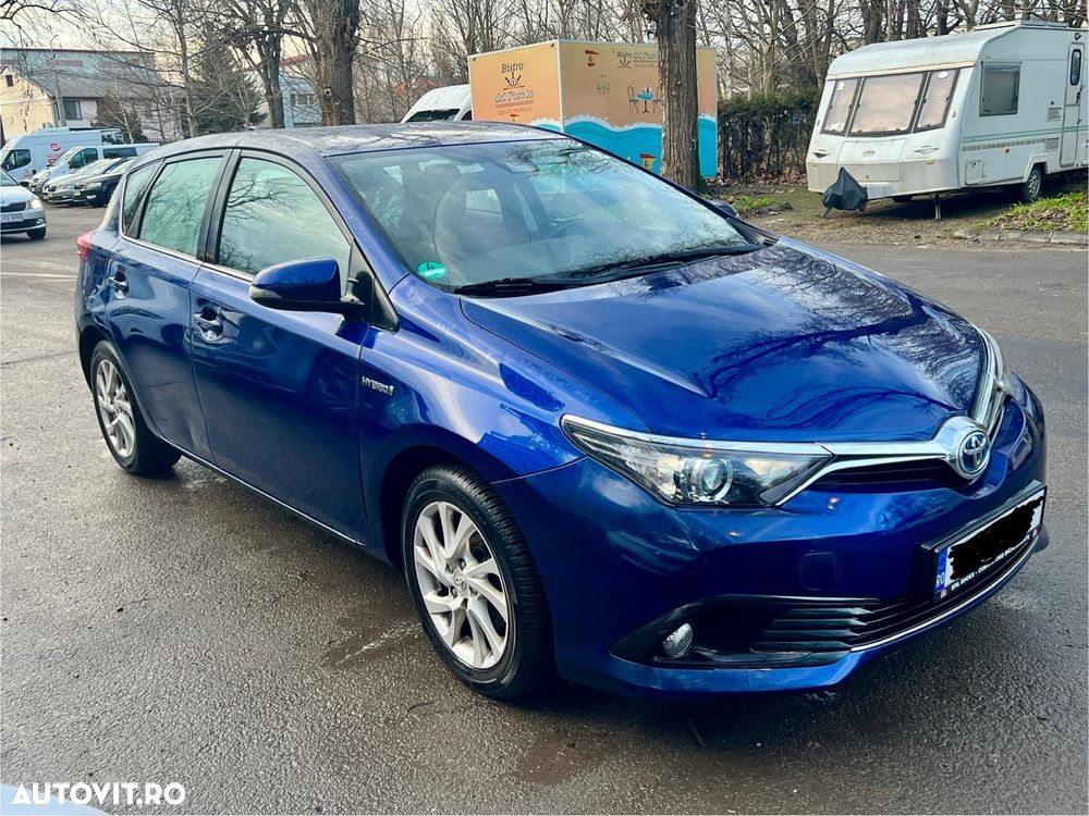 Toyota Auris - 1