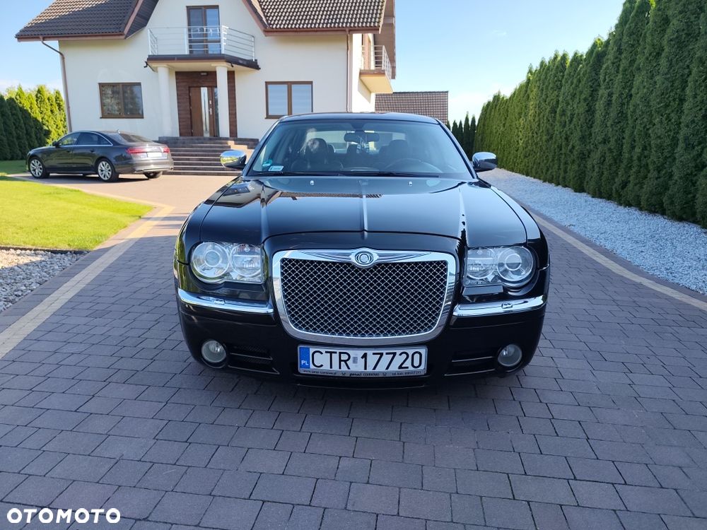 Chrysler 300C - 5