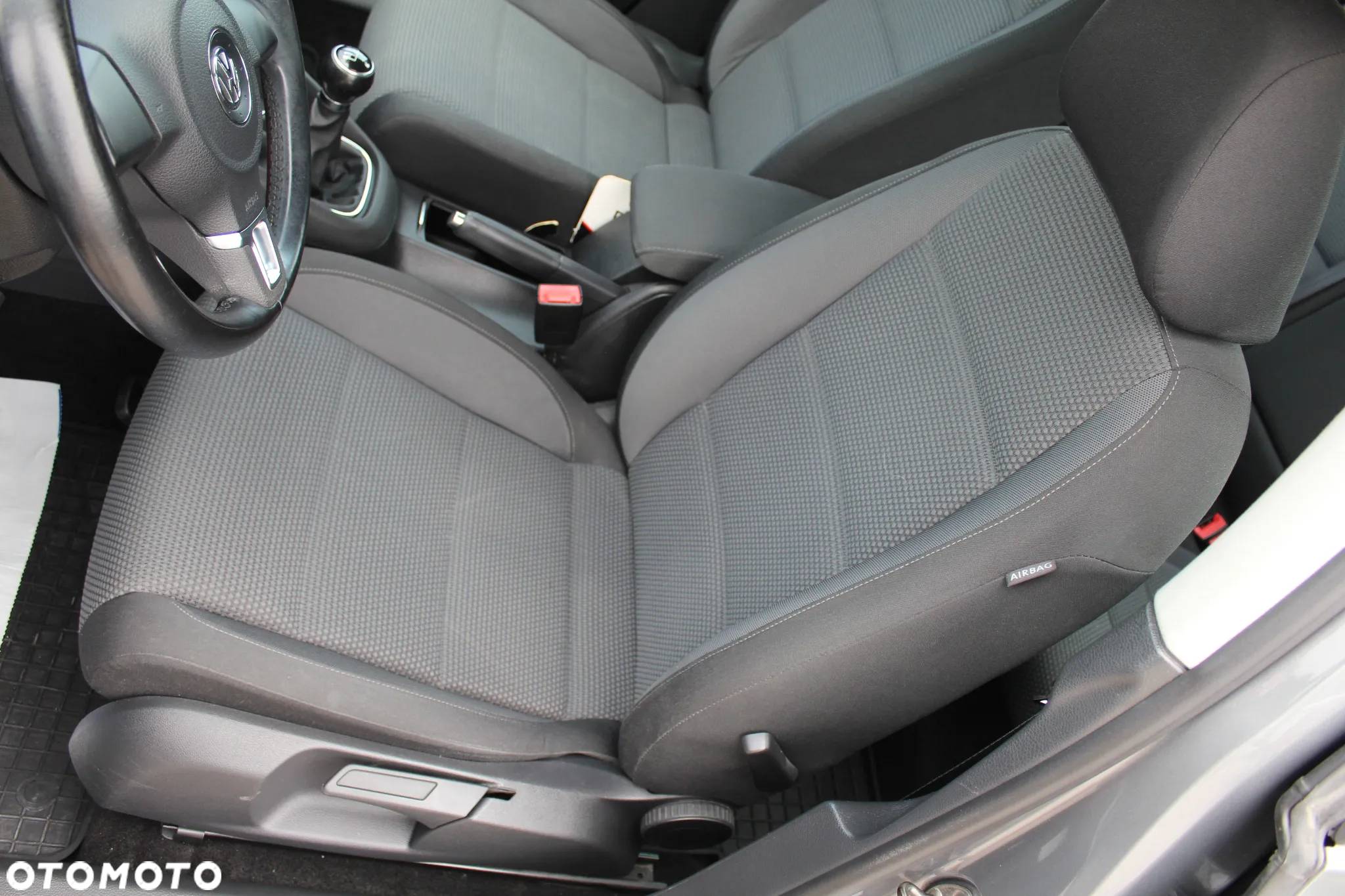 Volkswagen Golf 1.6 Comfortline - 15
