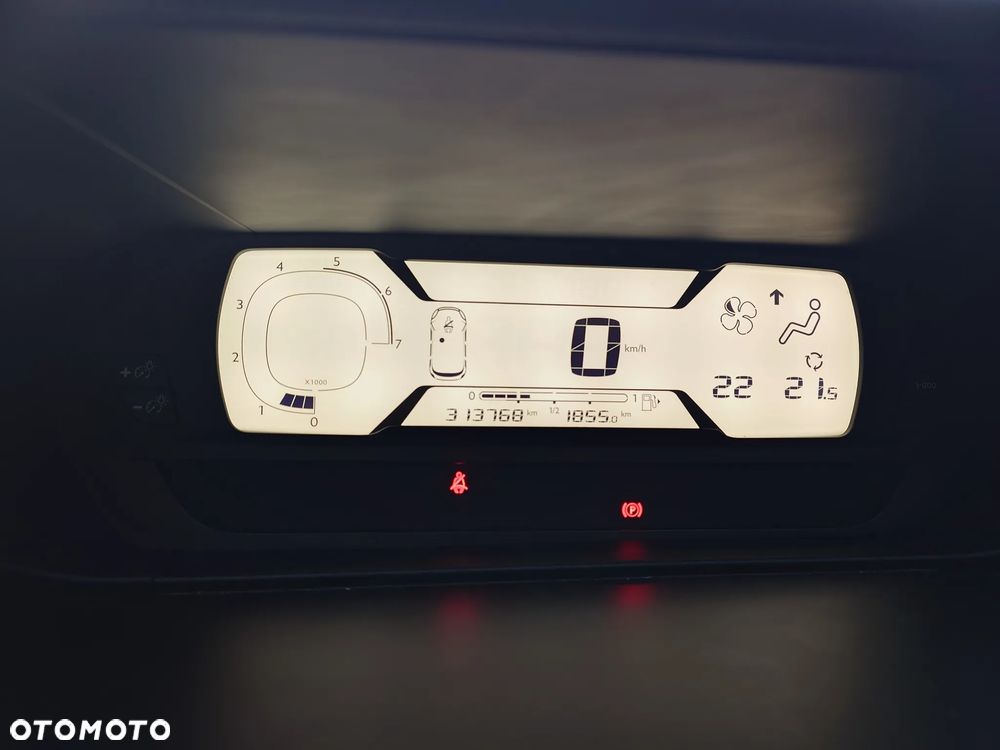 Citroën C4 Picasso 1.6 HDi Attraction - 6