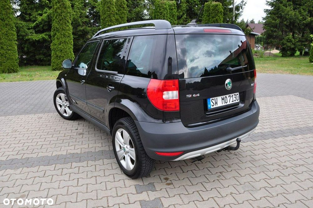 Skoda Yeti 2.0 TDI DSG 4x4 FAMILY - 23