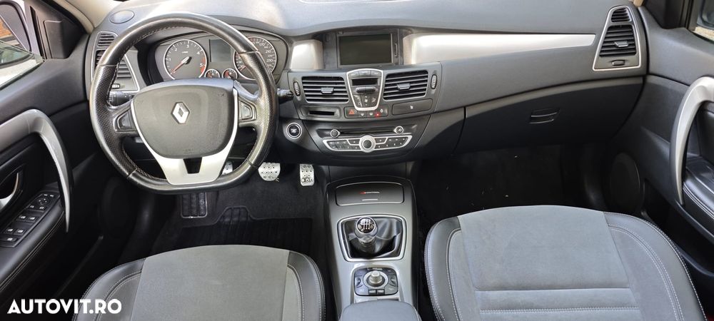 Renault Laguna - 6