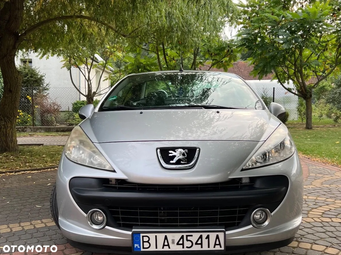 Peugeot 207 CC - 7