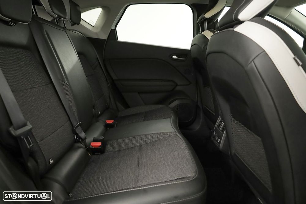 Renault Captur 1.0 TCe Techno Bi-Fuel - 24