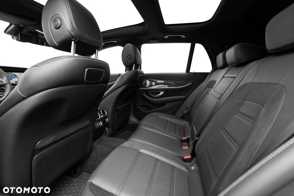 Mercedes-Benz Klasa E 43 AMG 4-Matic - 15
