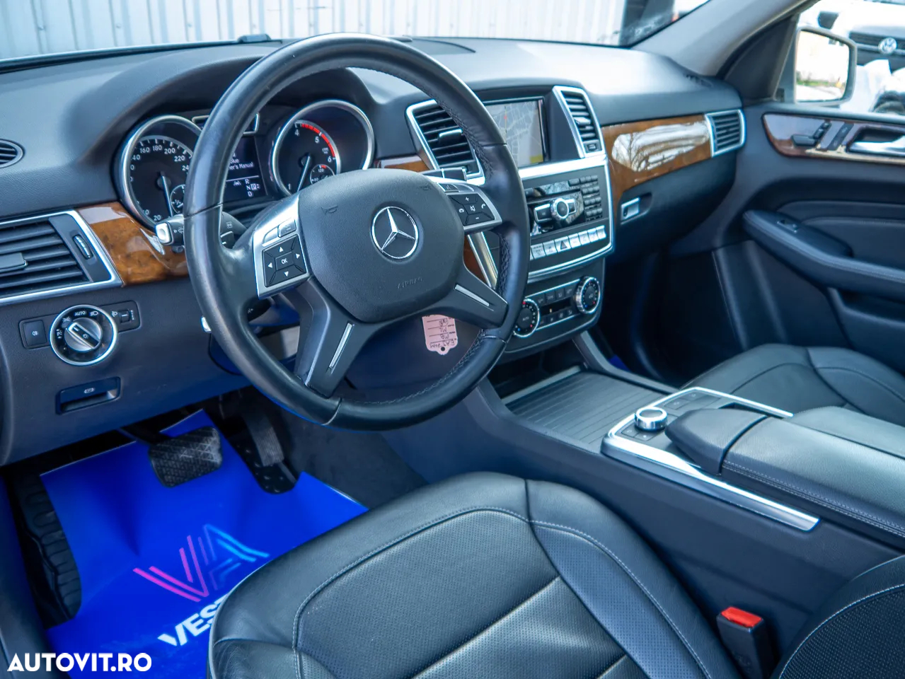 Mercedes-Benz ML 350 BlueTEC 4MATIC 7G-TRONIC - 7