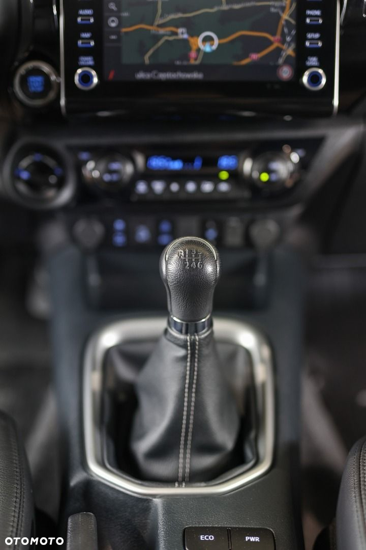 Toyota Hilux - 28