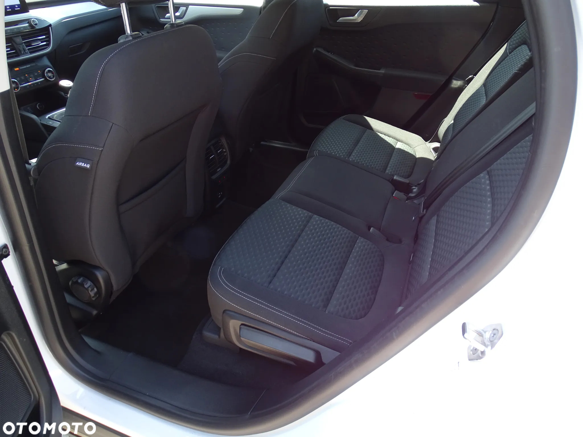 Ford Kuga 1.5 EcoBoost FWD Edition ASS MMT6 - 21