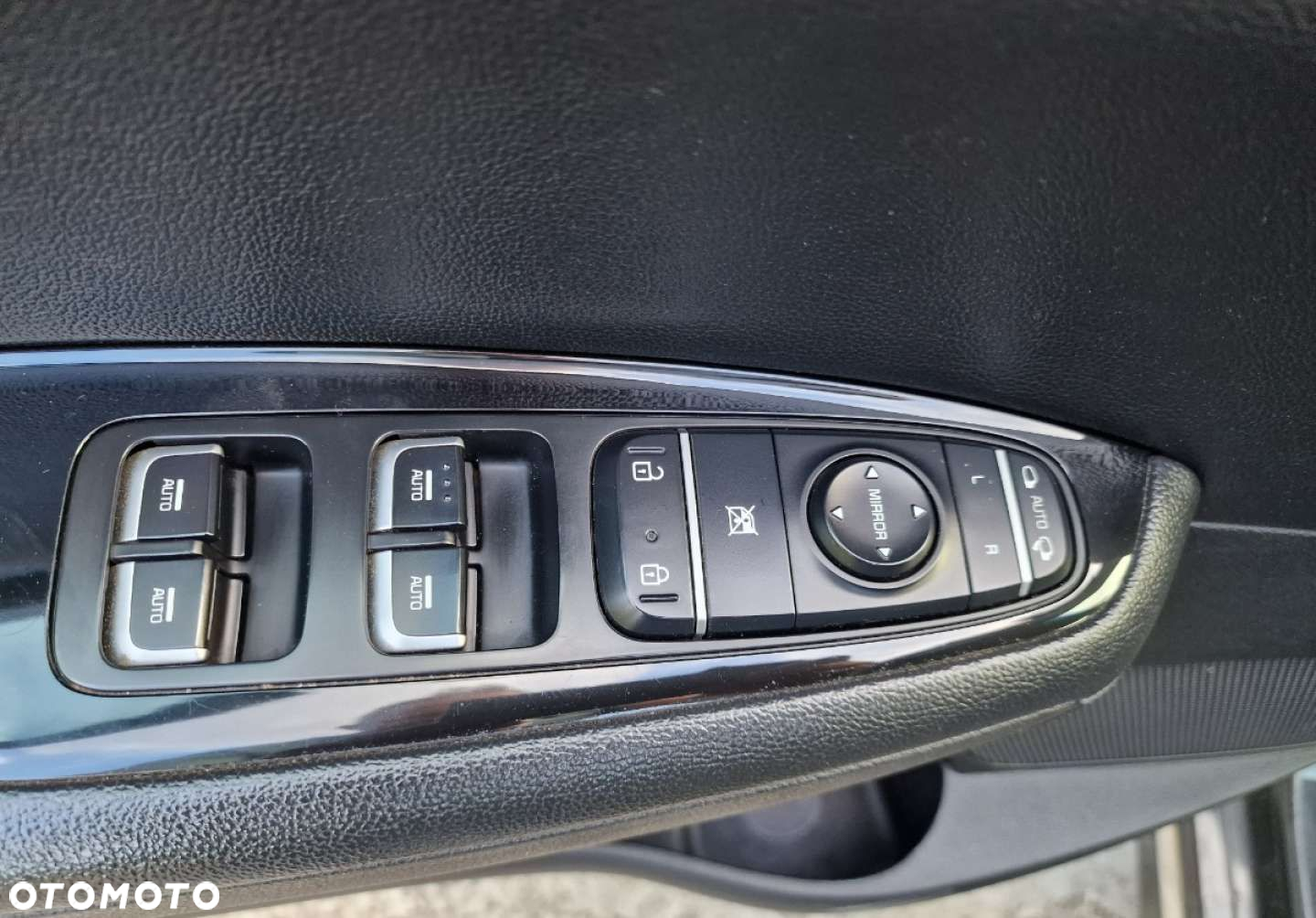 Kia Optima - 17