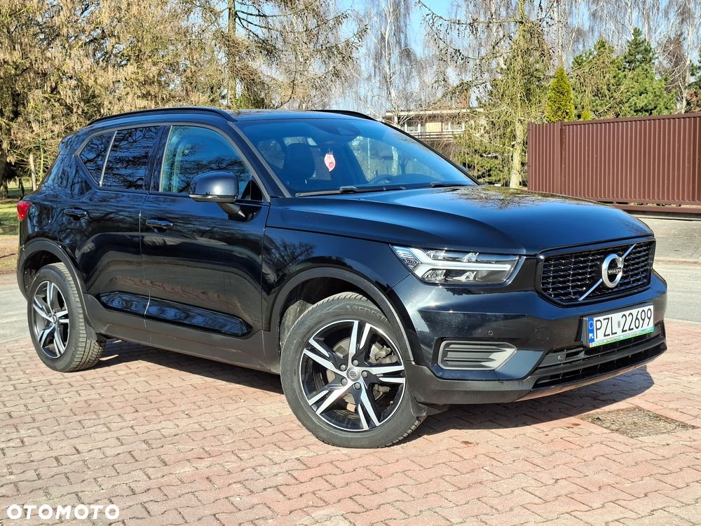 Volvo XC 40 D3 SCR R-Design - 3