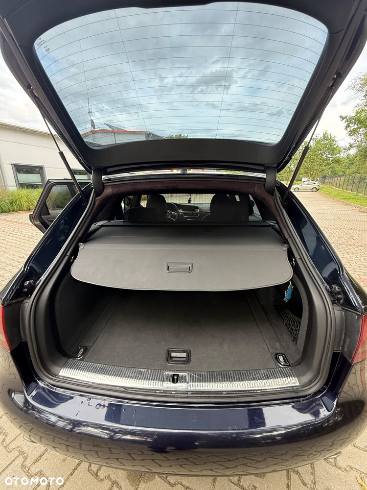 Audi A4 Avant 3.0 TDI Quattro S tronic - 8
