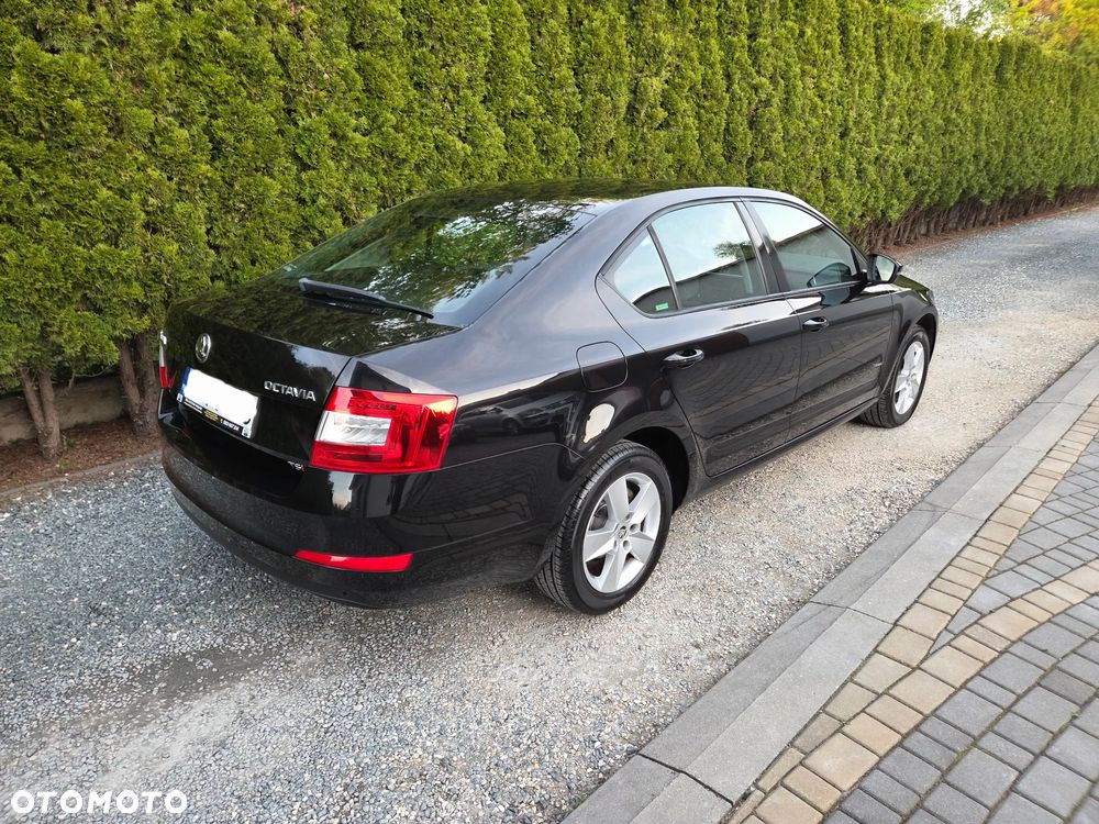 Skoda Octavia 1.4 TSI Ambition - 4
