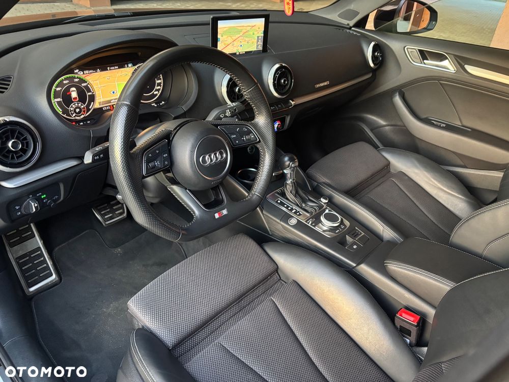 Audi A3 Sportback 1.4 TFSI e-tron S line Sportpaket - 16
