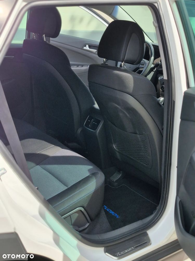 Hyundai Tucson 1.7 CRDI BlueDrive Comfort 2WD - 12