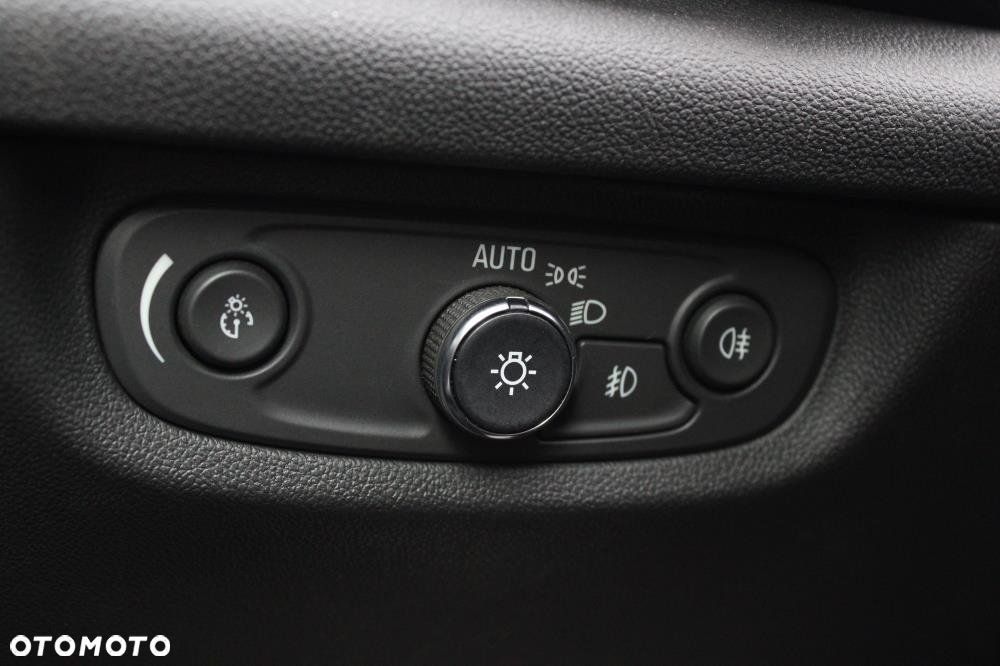 Opel Insignia - 17