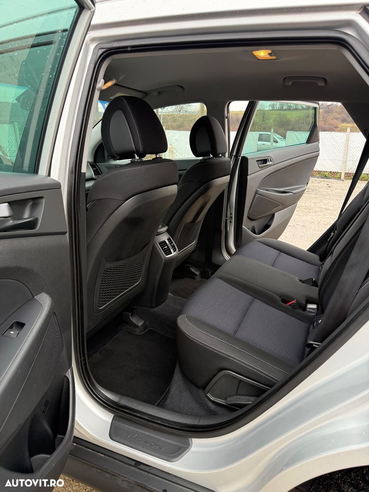 Hyundai Tucson blue 1.7 CRDi 2WD DCT Style - 8