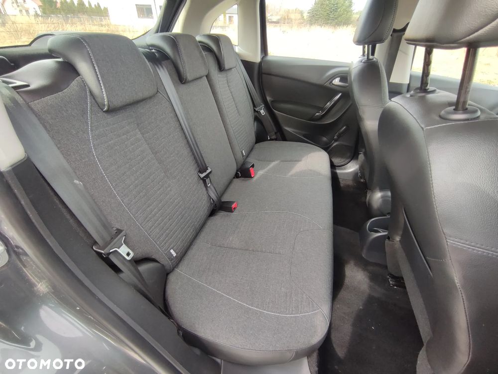 Citroën C3 1.6 BlueHDi Shine S&S - 23