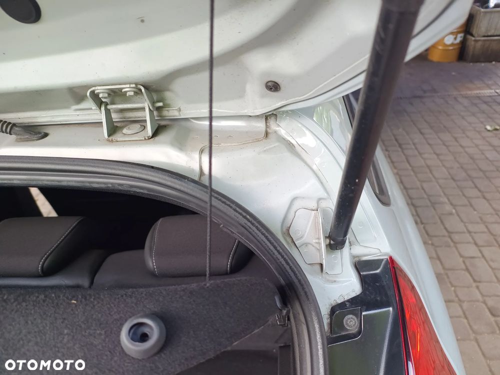 Ford Fiesta - 12