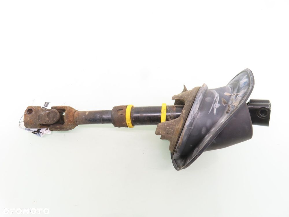 KRZYŻAK KOLUMNY OPEL VECTRA C - 1