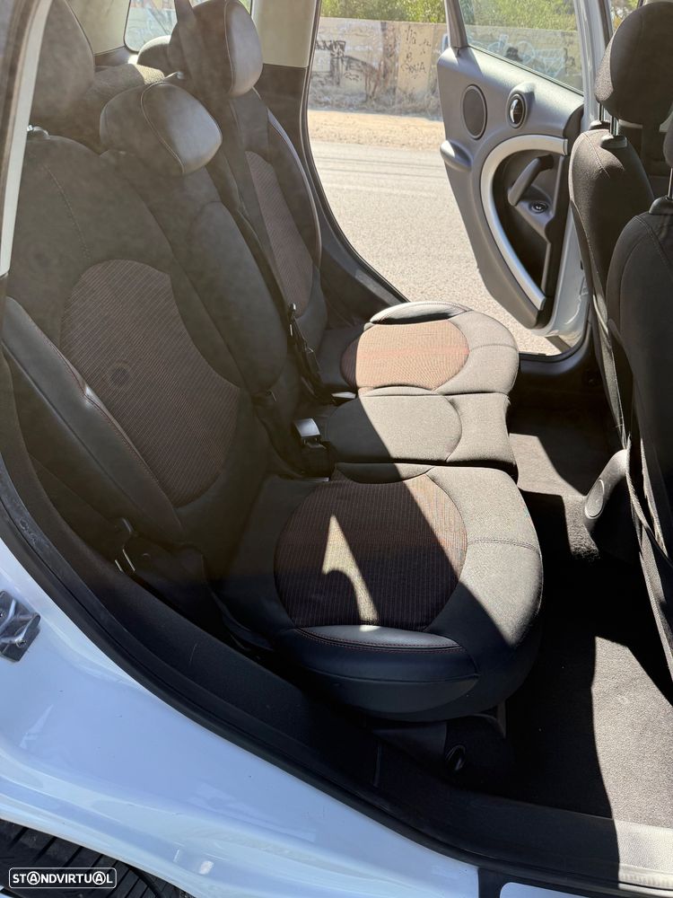 MINI Countryman Cooper D - 13