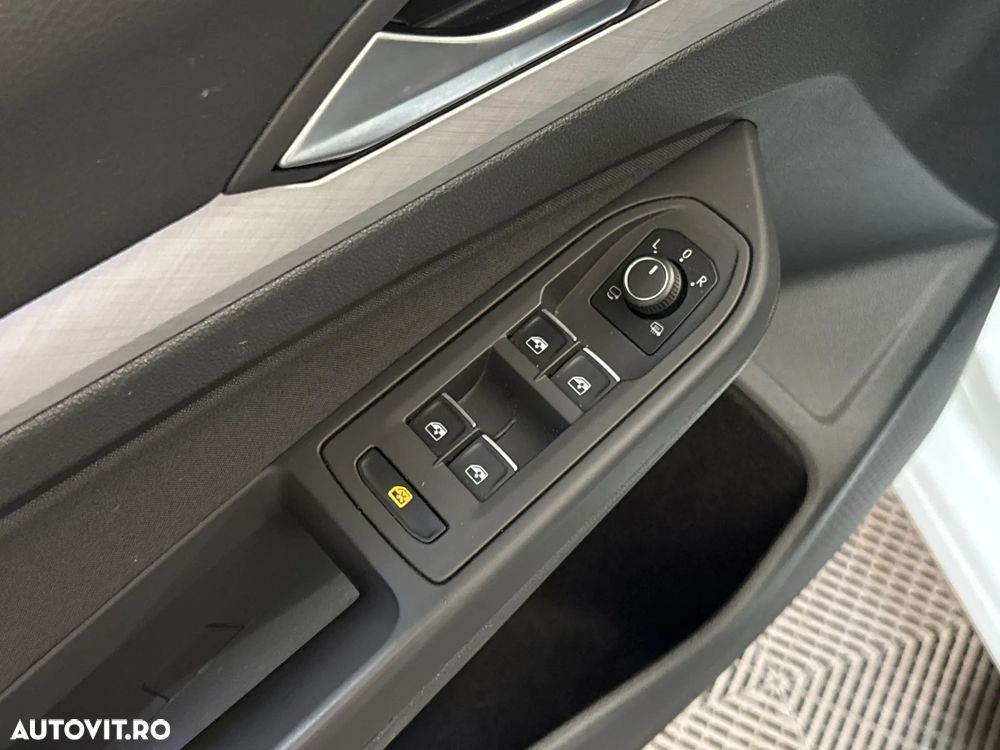 Volkswagen Golf - 14