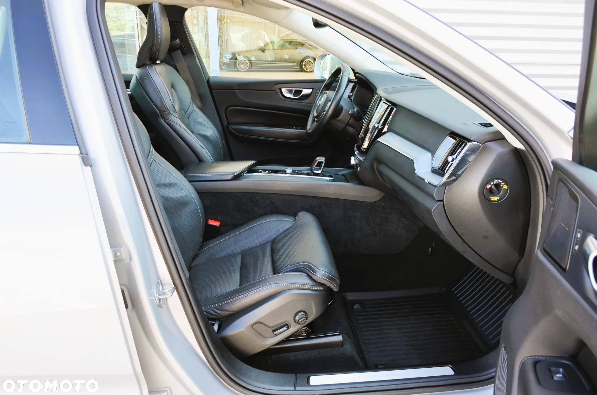 Volvo XC 60 T6 AWD Recharge Geartronic Inscription Expression - 14